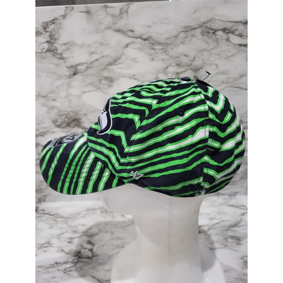 Seattle Seahawks Green/Black zebra hat NWT - Picture 3 of 8